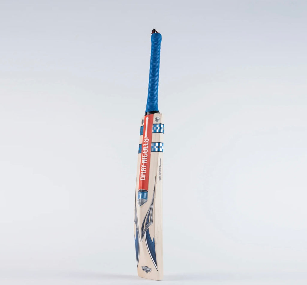 GN Hypernova Gen 1.1 300 Junior Cricket Bat