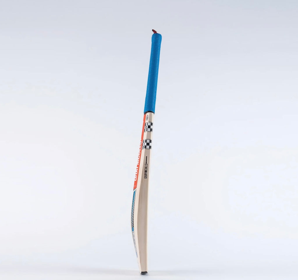 GN Cobra Blue 5 Star Adult Cricket Bat