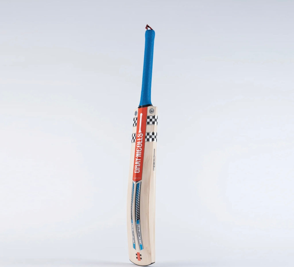 GN Cobra Blue 5 Star Cricket Junior Bat