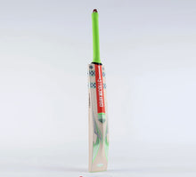 Load image into Gallery viewer, GN Hypernova Gen 1.3 300 Junior Cricket Bat