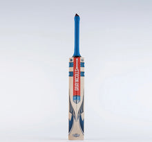 Load image into Gallery viewer, GN Hypernova Gen 1.1 300 Junior Cricket Bat