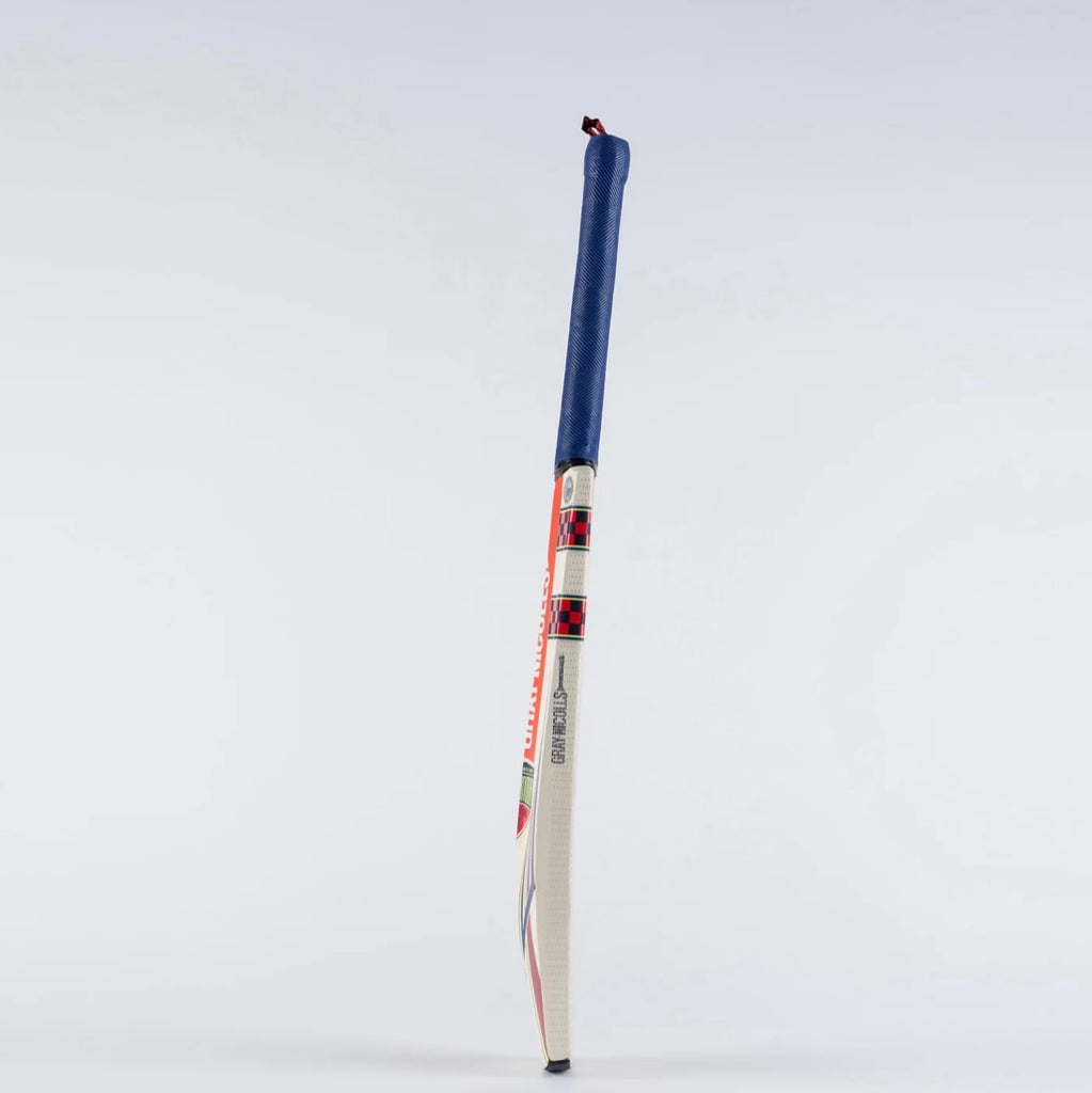 GN Hypernova Thunder Junior Cricket Bat