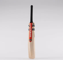 Load image into Gallery viewer, GN Players Junior Cricket Bat